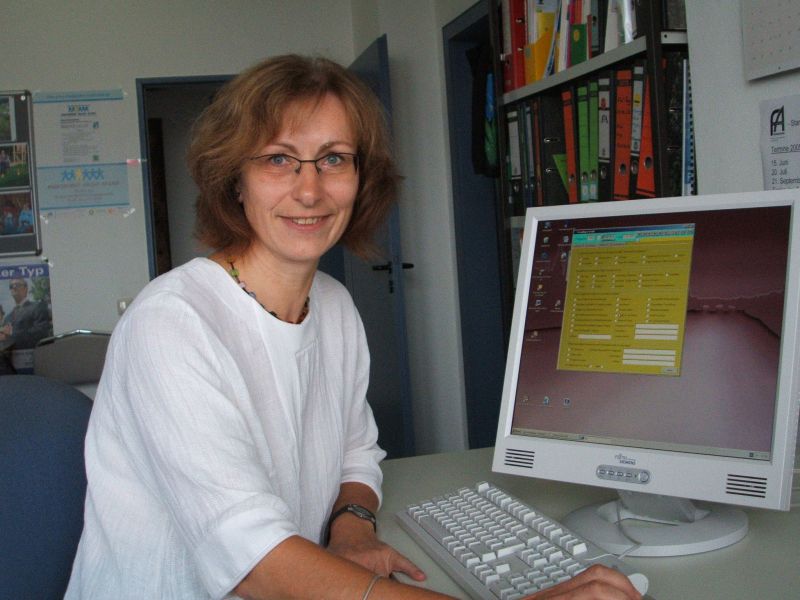 Datei:FreiwilligenAgentur Regensburg 2003.JPG