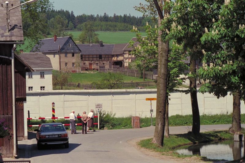 Datei:1989 Grenze.jpg